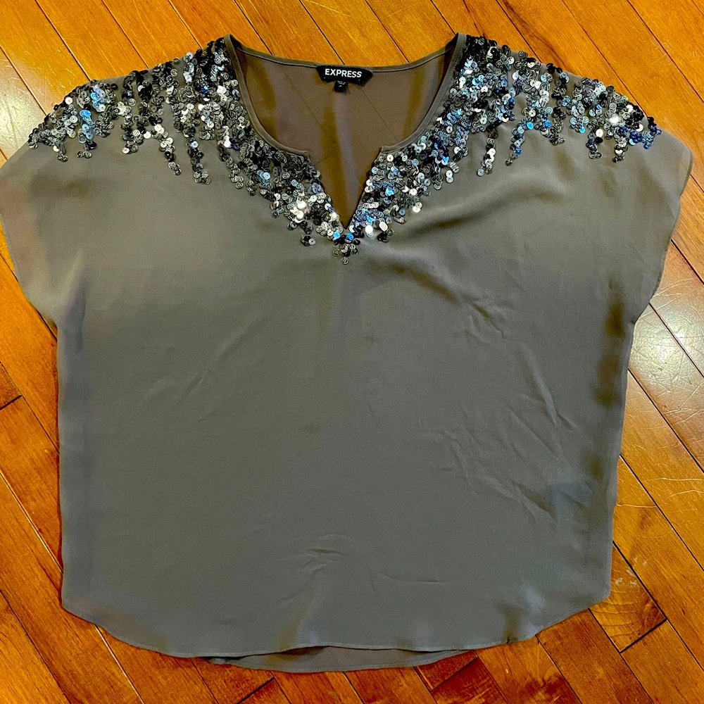 Great Used Condition Circle Top